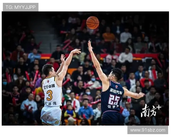 广东宏远篮球队崛起之路:辉煌成就与未来挑战的全景回顾 广东宏远篮球队崛起之路:辉煌成就与未来挑战的全景回顾