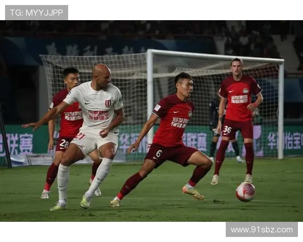 河南队奋勇拼搏迎接新赛季 持续发力力争足球崛起新篇章 河南队奋勇拼搏迎接新赛季 持续发力力争足球崛起新篇章