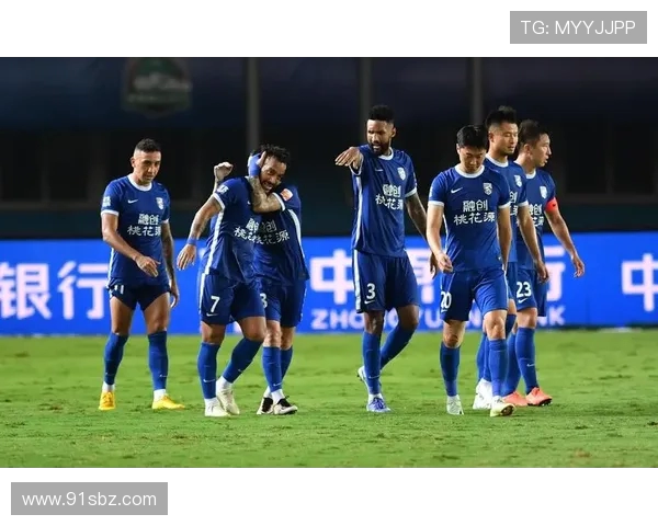 深圳足球队强势领跑大师赛积分榜100分稳居第一