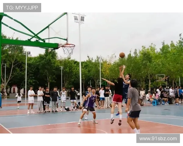 以篮球为核心探索团队协作精神与竞技激情的完美融合之道 以篮球为核心探索团队协作精神与竞技激情的完美融合之道