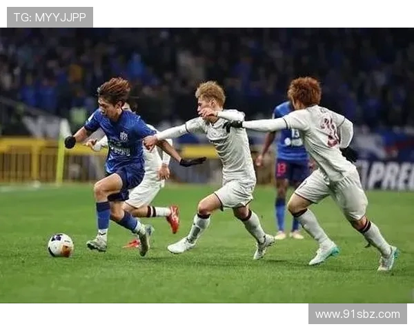 中央海岸水手迎战黑镇球队全力争胜展现实力与激情